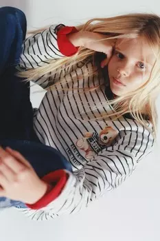 Футболка с медвежьими полосами ZARA, черный/белый