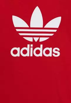 Футболка с набивным рисунком adidas Originals, лучше алого цвета Trefoil Tee Unisex