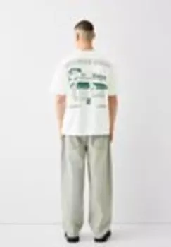 Футболка с набивным рисунком Bershka, белый