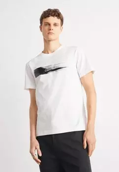 Футболка с набивным рисунком Brush Logo Calvin Klein, ярко-белая