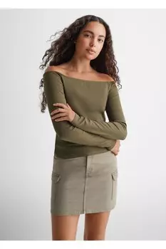 Футболка с открытыми плечами Mango, хаки
