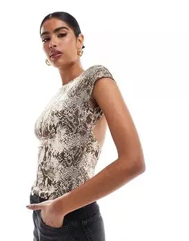 Футболка с открытыми рукавами и змеиным принтом Stradivarius