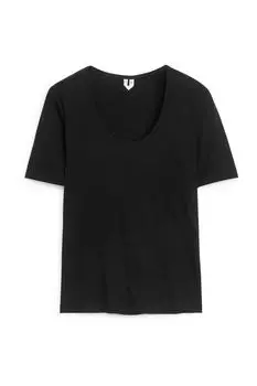 Футболка с овальным вырезом Arket, черный