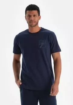 Футболка с принтом ACTIVE DAGI, темно-синий