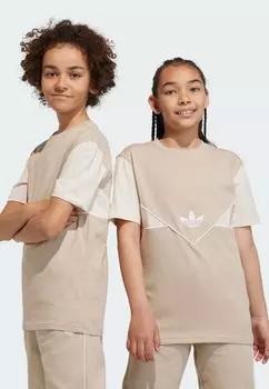 Футболка с принтом ADICOLOR adidas Originals, бежевый