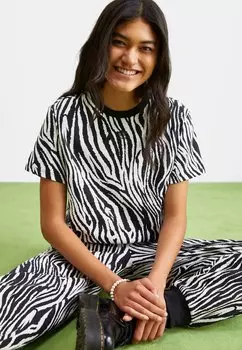 Футболка с принтом adidas Originals