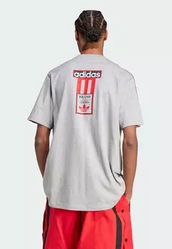 Футболка с принтом adidas Originals, средне-серый вереск, лучше алый