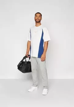 Футболка с принтом ATHLETICS OVERSIZE TEE Mizuno, молочный