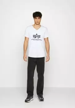 Футболка с принтом BASIC V NECK Alpha Industries, белый