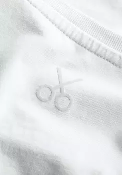 Футболка с принтом BECAUSE OF YOU KAFT, белый