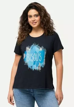 Футболка с принтом BISOUS SHORT SLEEVE GRAPHIC Ulla Popken, темно-синий