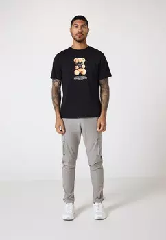 Футболка с принтом BLACK HEART TEDDY TEE CLOSURE London, черный