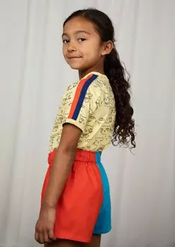 Футболка с принтом CATHLETHES TEE UNISEX Mini Rodini, цвет yellow