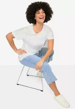 Футболка с принтом CLASSIC FIT SCHULTER-VERZIERUNG HALBARM Angel of Style, белый