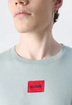 Футболка с принтом Diragolino HUGO, открытый серый