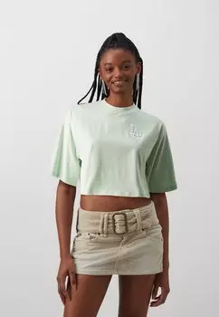 Футболка с принтом FEMALE MLB LE CROP TEE New Era, цвет green