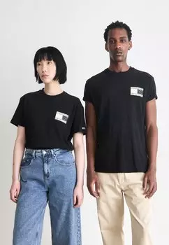 Футболка с принтом FLAG TEE UNISEX Tommy Jeans, черный