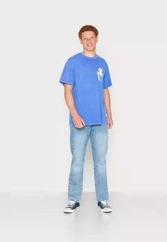 Футболка с принтом ФУТБОЛКА NOW IS NOW UNISEX BDG Urban Outfitters, кобальт