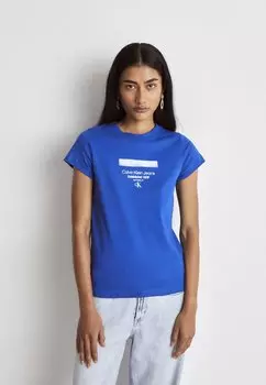 Футболка с принтом ФУТБОЛКА STRIPE LOGO MODERN STRAIGHT TEE Calvin Klein Jeans, темно-синий
