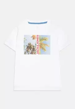 Футболка с принтом JJNAVIN TEE CREW NECK Jack & Jones Junior, цвет white
