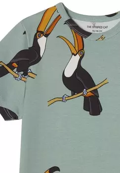 Футболка с принтом JUNO TOUCAN AOP The Striped Cat, зеленый