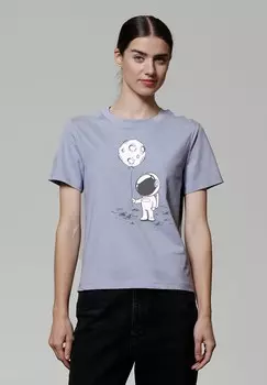 Футболка с принтом KLEINER ASTRONAUT MIT LUFTBALLON watapparel, фиолетовый