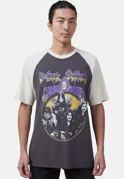 футболка с принтом ЛИЦЕНЗИЯ РЕГЛАН Cotton On, бюстгальтер lcn выцветший шифер экрю черный Sabbath Reap