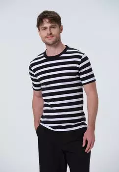 Футболка с принтом Luhta, черный