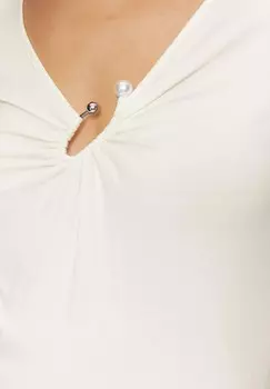 Футболка с принтом MIT SCHMUCKPERLEN DETAIL s.Oliver BLACK LABEL, кремовый