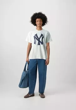 Футболка с принтом MLB NEW YORK YANKEES GRAPHIC DROP SHOULDER TEE '47, бежевый