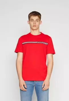 футболка с принтом MONOTYPE CHEST STRIPE TEE Tommy Hilfiger, яростный красный