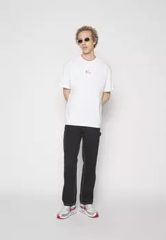 Футболка с принтом Nike, молочный