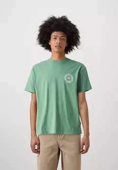 Футболка с принтом No Water Sucks Unisex Quiksilver, морозная ель