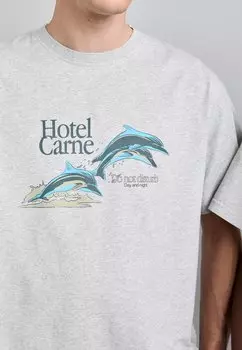 Футболка с принтом One Day In Paradise Unisex Carne Bollente, меланжево-серый