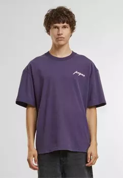 Футболка с принтом PEQUS, фиолетовый
