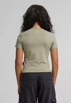 Футболка с принтом PEQUS, серый