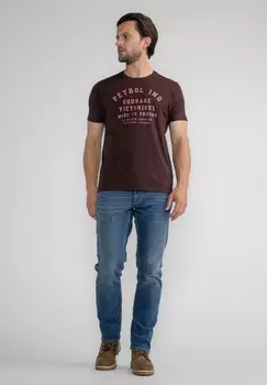 Футболка с принтом Petrol Industries, бордо