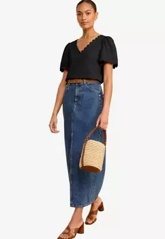 Футболка с принтом REGULAR FIT-SCALLOP V-NECK Love & Roses, черный