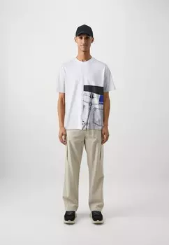 Футболка с принтом RELAXED TROMPE LOEIL TEE Karl Lagerfeld Jeans, белый