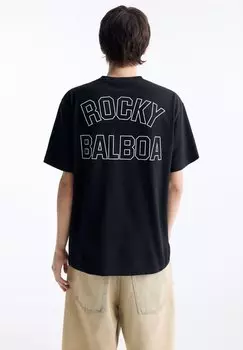 Футболка с принтом Rocky Balboa PULL&BEAR, черная