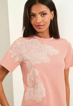 Футболка с принтом ROUND NECK WITH FLORAL DETAIL REGULAR FIT Lipsy, розовый