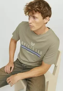 Футболка с принтом RUNDHALS Jack & Jones, оливковый