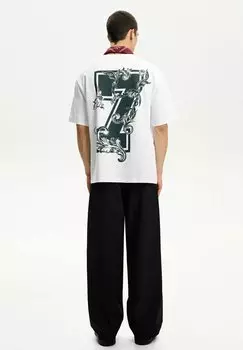 Футболка с принтом SHORT SLEEVE Bershka, белый