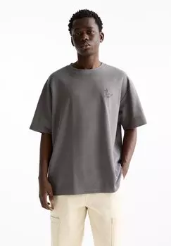 Футболка с принтом SHORT SLEEVE TEXTURED WEAVE PULL&BEAR, цвет grey