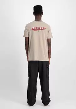 Футболка с принтом SIGNATURE PUFF Alpha Industries, песочный