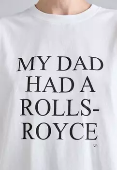 Футболка с принтом SLOGAN TEE MY DAD HAD A ROLLS ROYCE Victoria Beckham, белый