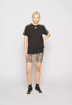 Футболка с принтом SNAKETEE adidas Originals, черный