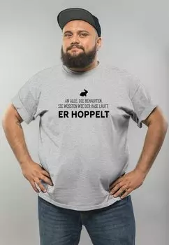 Футболка с принтом SPRUCH AN ALLE DIE WISSEN WIE DER HASE LUFT ER Moonworks, цвет grau-meliert