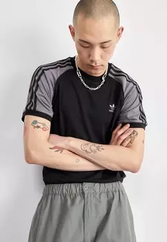 Футболка с принтом Tee adidas Originals, черный