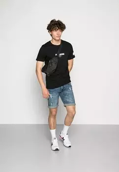 Футболка с принтом Tee Redefined Rebel, черная